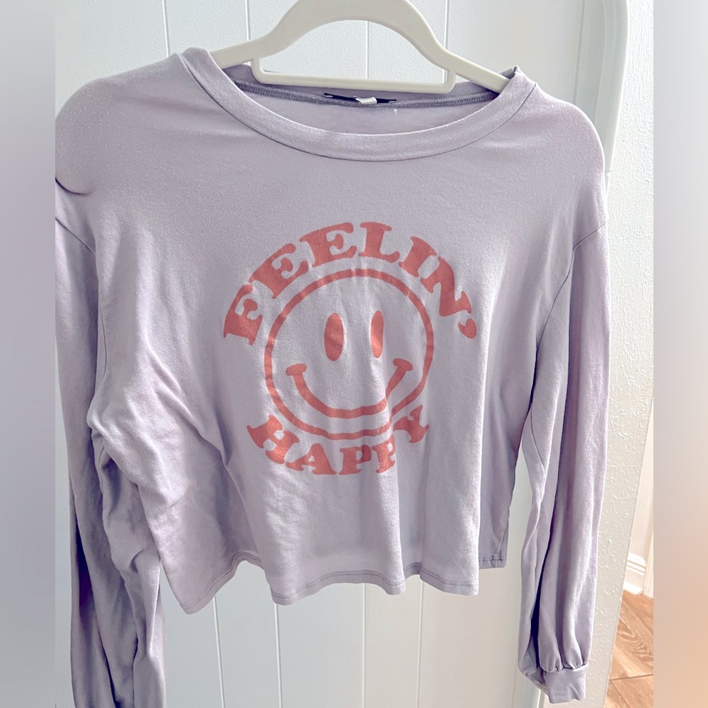 Crop long sleeve top